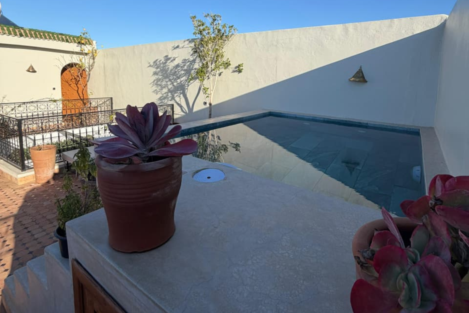 Swimming pool and courtyard at Riad Nour Boutique